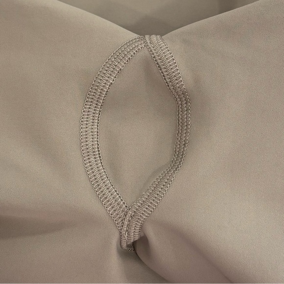 Lululemon Base Pace High Rise Reflective Shorts 8" In Gull Grey Size 8 - Picture 4 of 5